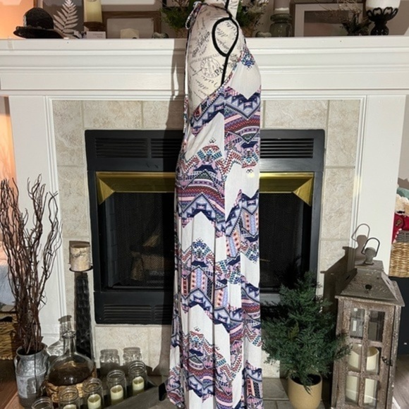 Black Bead Summer, Southwestern Print Maxi Dress with Low Back - Picture 5 of 11